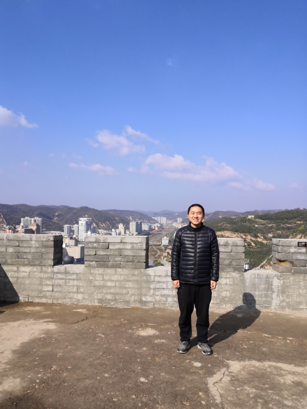 人间不值得的第一张照片--承德相亲服务中心