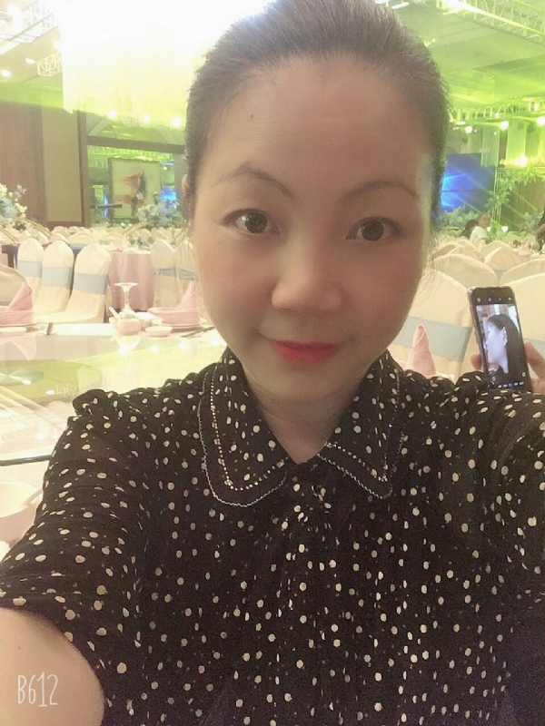泡沫的第一张照片--承德相亲服务中心