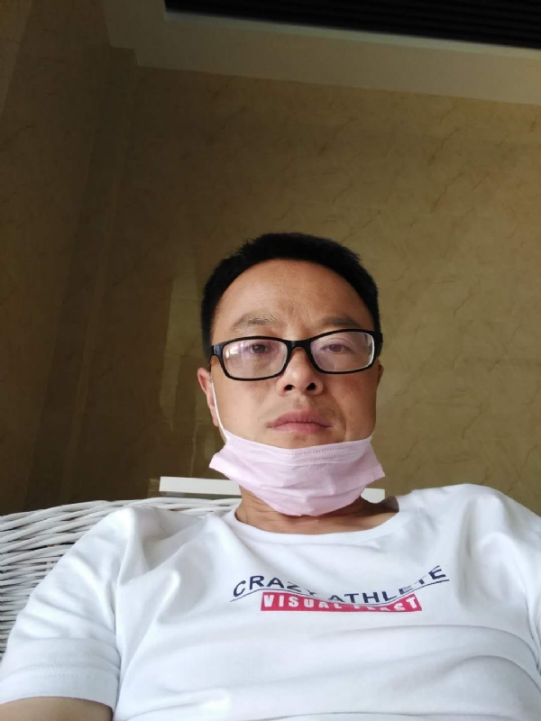 小马奔腾的第一张照片--承德相亲服务中心