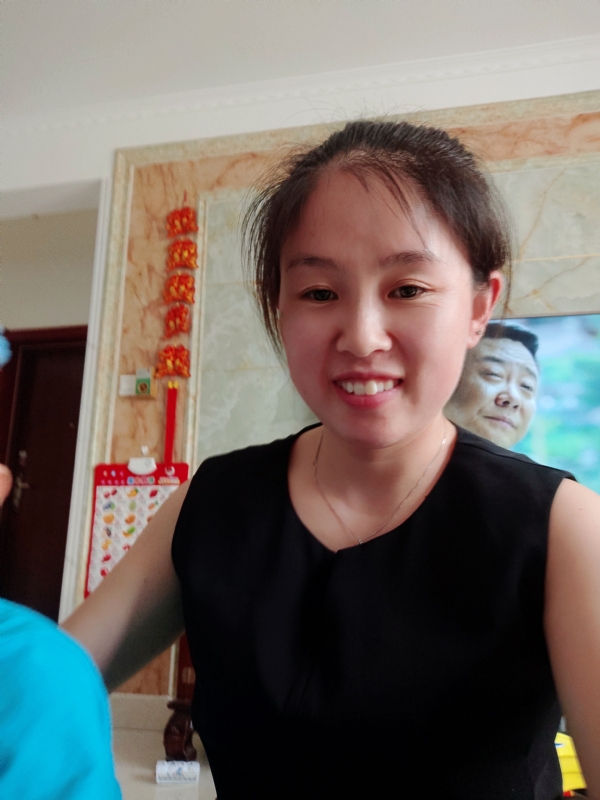 睿智的第一张照片--承德相亲服务中心