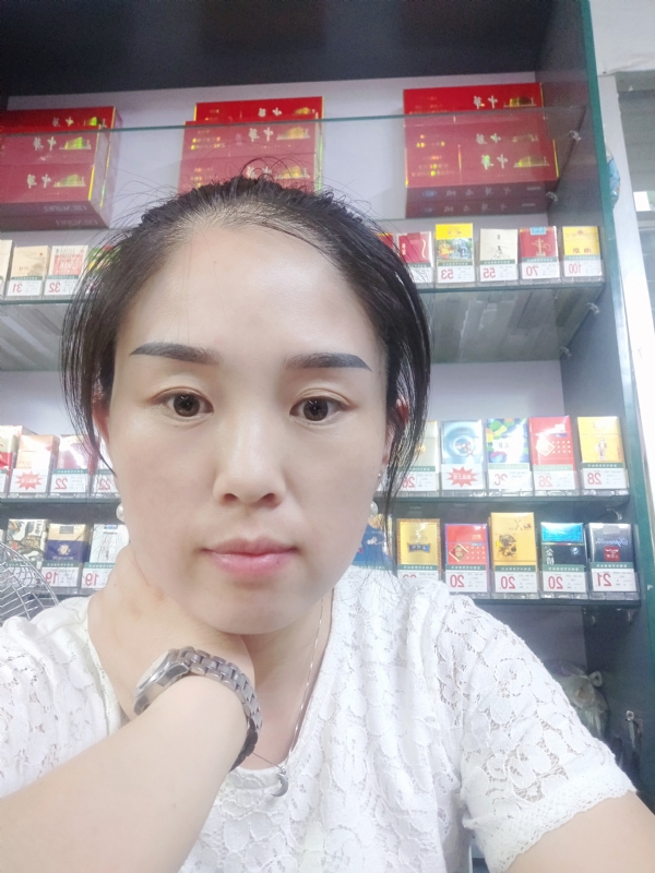 睿智的第二张照片--承德相亲服务中心
