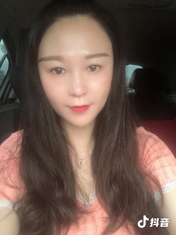 云云的第一张照片--承德相亲服务中心
