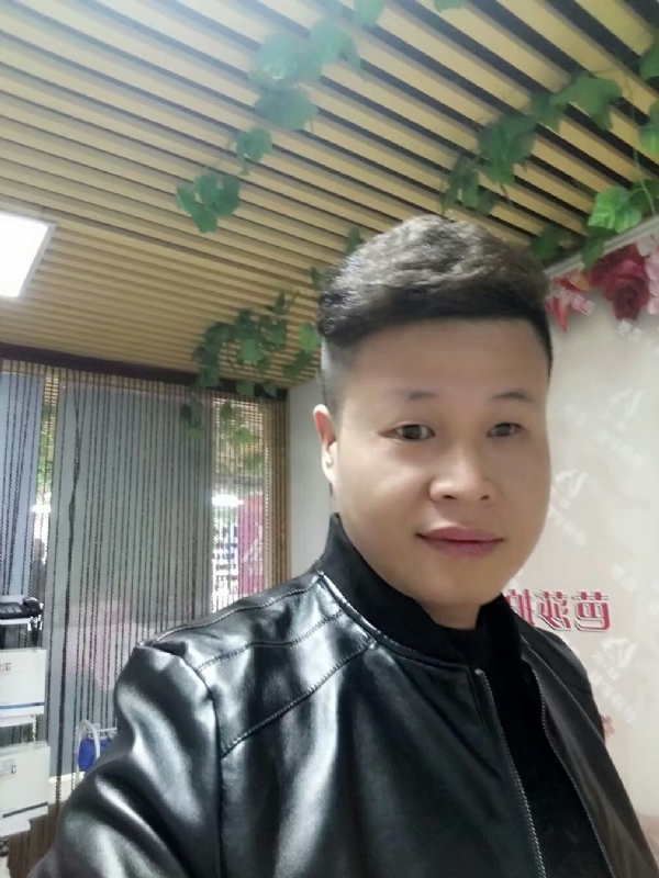 萧郎的第一张照片--承德相亲服务中心