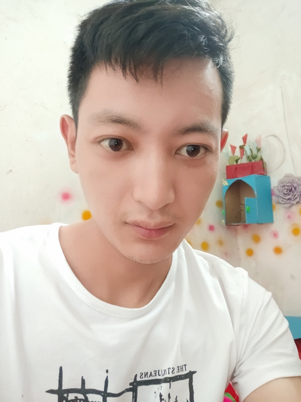 笑对人生的第一张照片--承德相亲服务中心