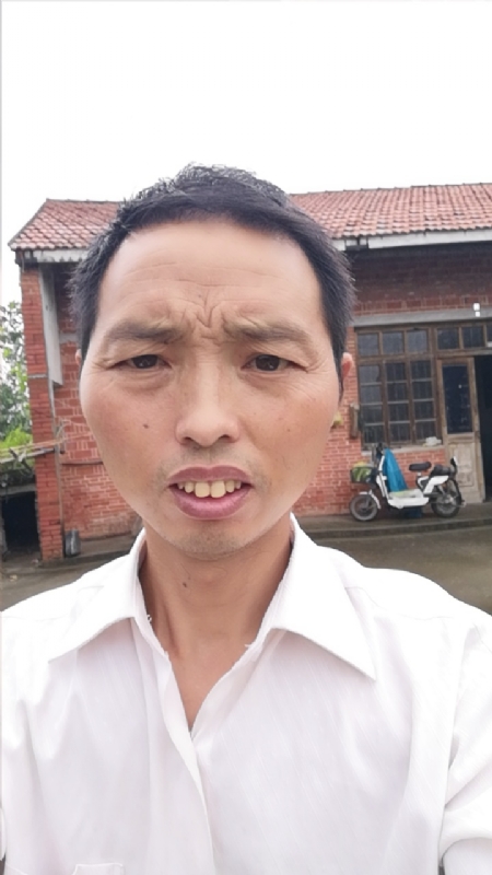 kongyu的第一张照片--承德相亲服务中心