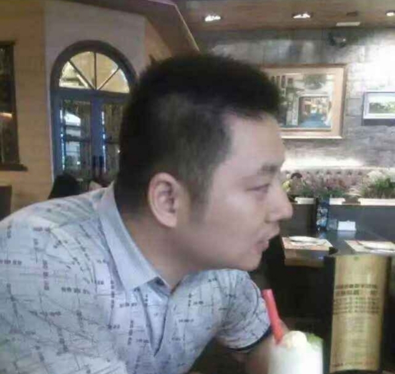 明月^清风的第二张照片--承德相亲服务中心
