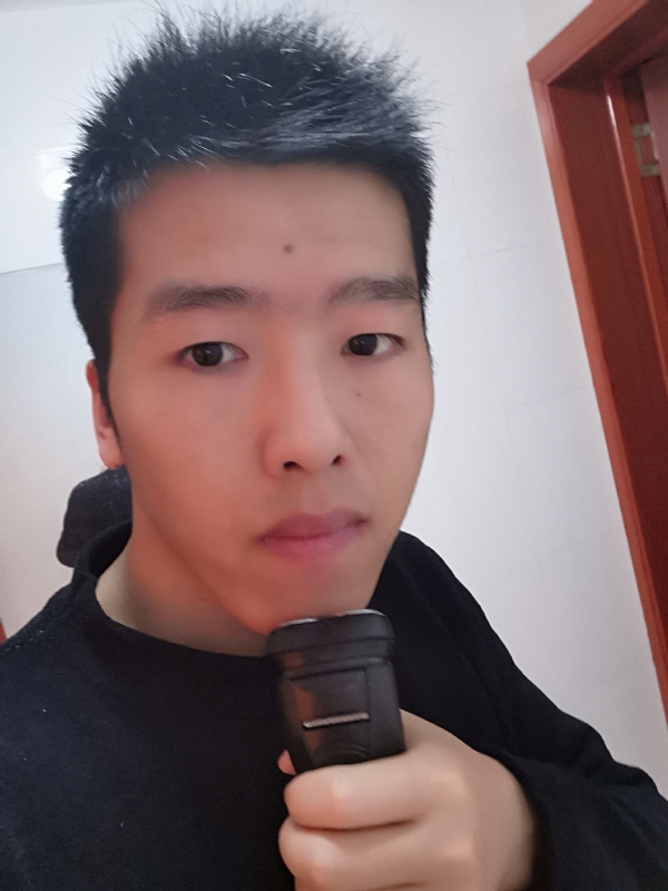 军哥的第一张照片--承德相亲服务中心