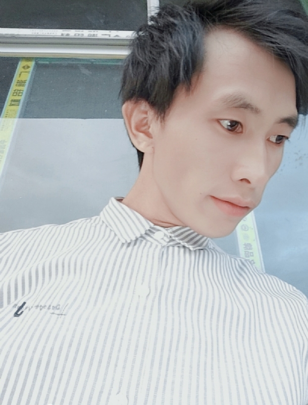 寻找下一个路口的第一张照片--承德相亲服务中心