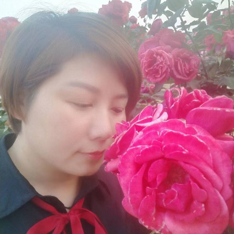 潇潇雨歌的第一张照片--承德相亲服务中心