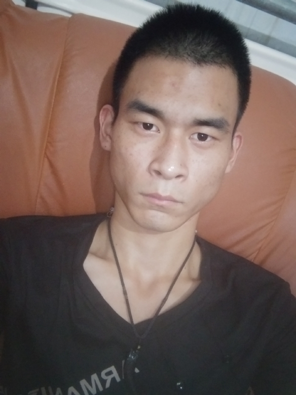 单身狗一枚的第三张照片--承德相亲服务中心