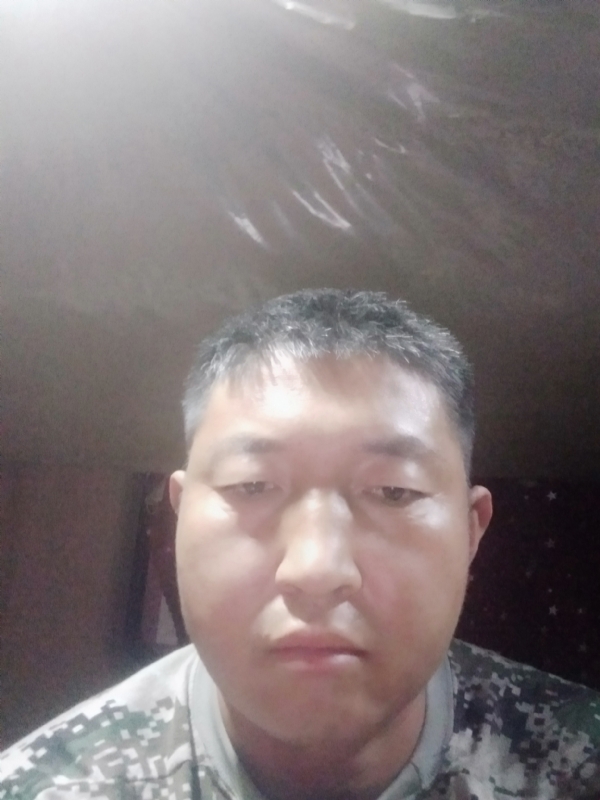 雪山浪子的第一张照片--承德相亲服务中心