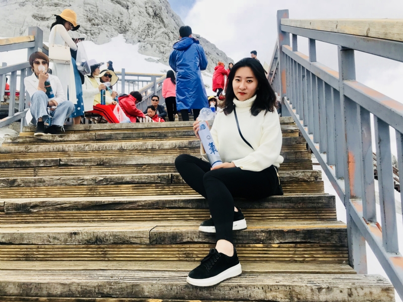 依雪的第四张照片--承德相亲服务中心