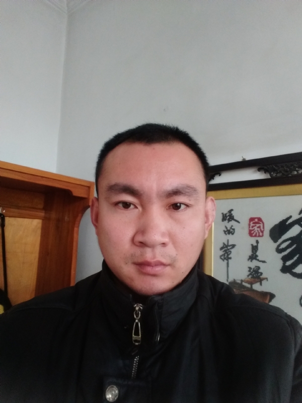 一江春水的第三张照片--承德相亲服务中心