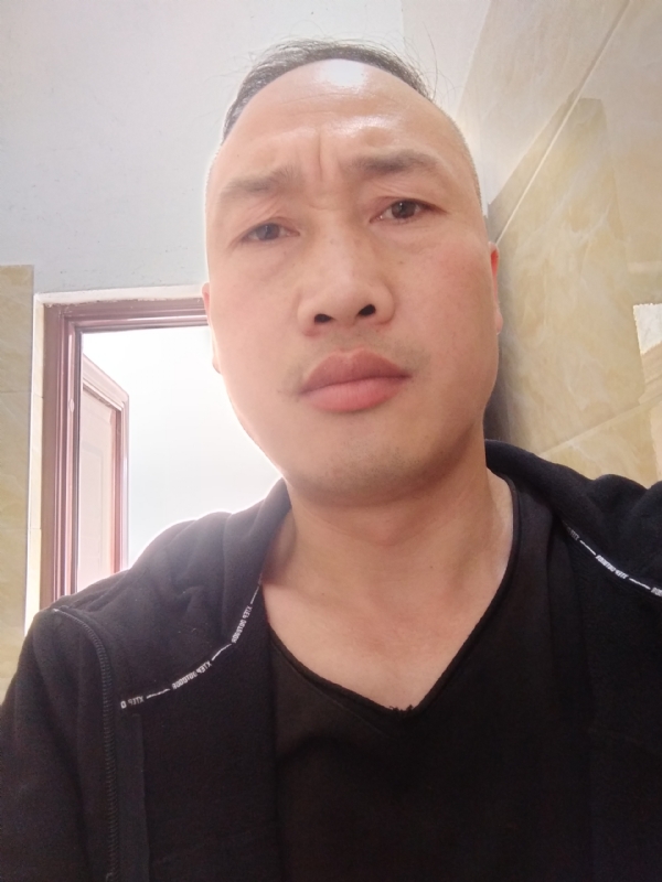 猴哥的第二张照片--承德相亲服务中心