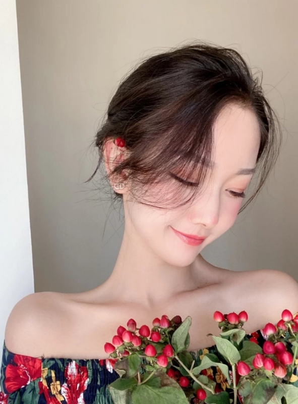 小诗vanessa的第二张照片--承德相亲服务中心