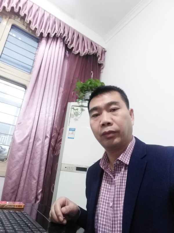 大海的第一张照片--承德相亲服务中心