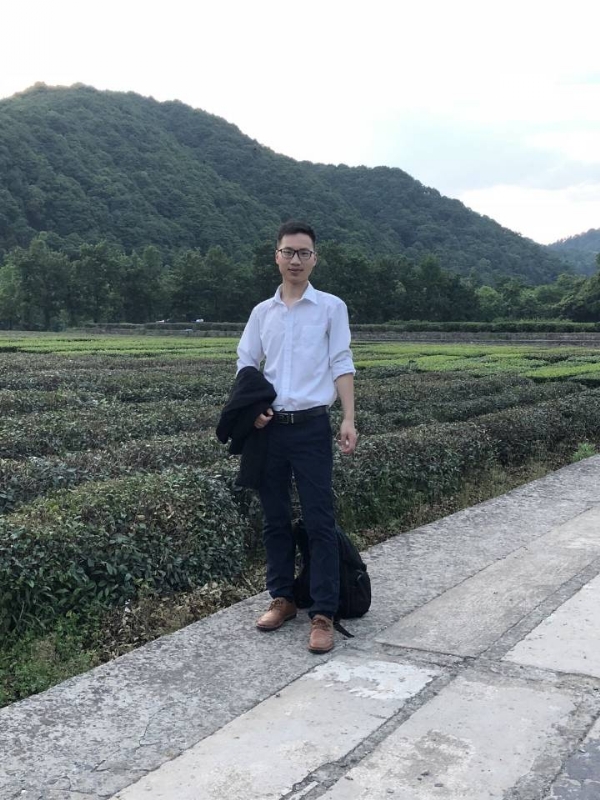 盛夏果实的第一张照片--承德相亲服务中心
