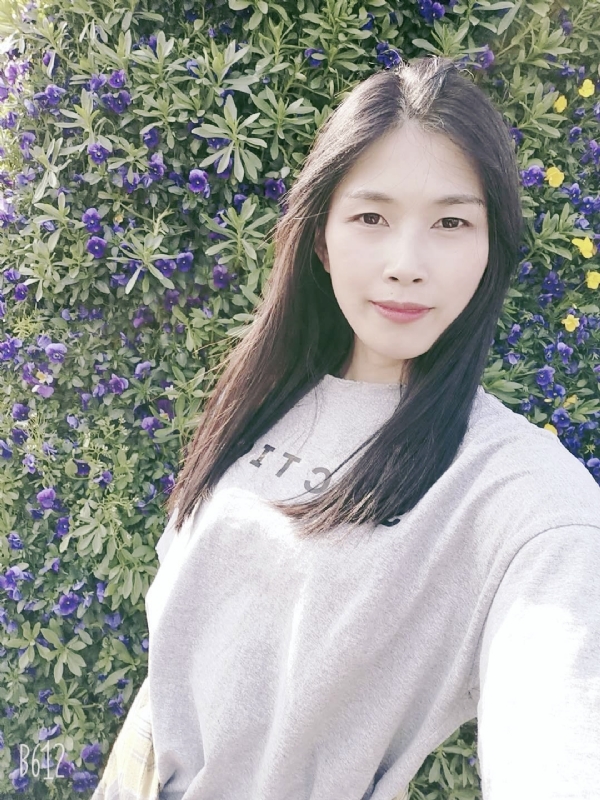 妍妍的第一张照片--承德相亲服务中心