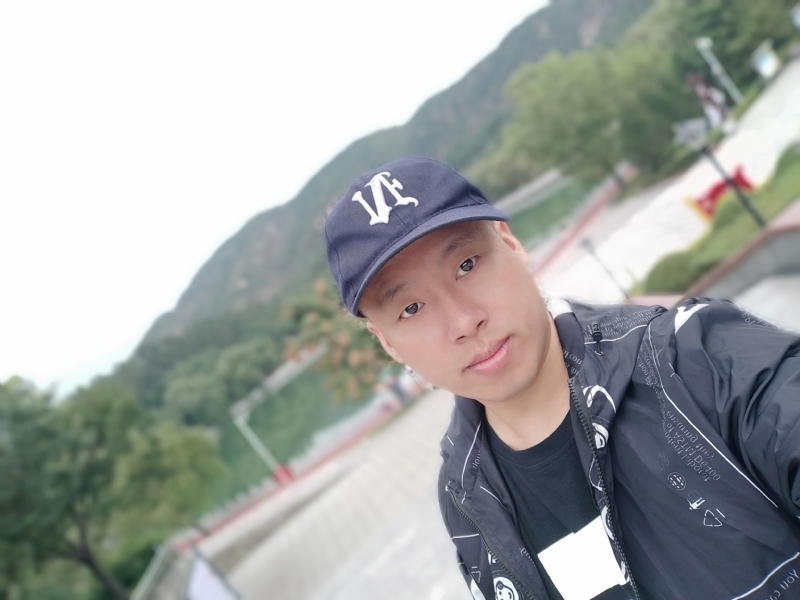 阳光的第一张照片--承德相亲服务中心