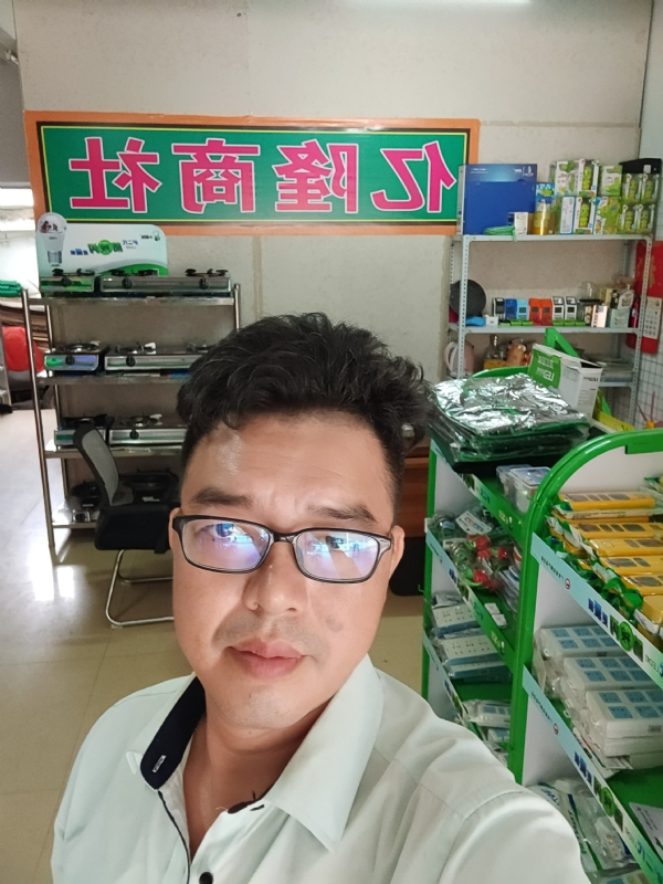 亿隆的第三张照片--承德相亲服务中心