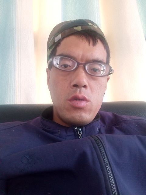 等待有缘人的第一张照片--承德相亲服务中心