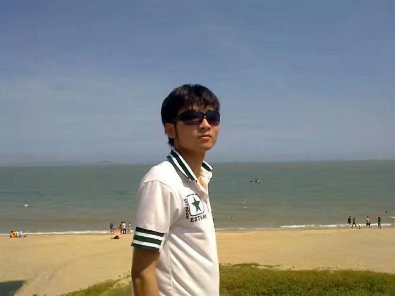 阿俊的第一张照片--承德相亲服务中心