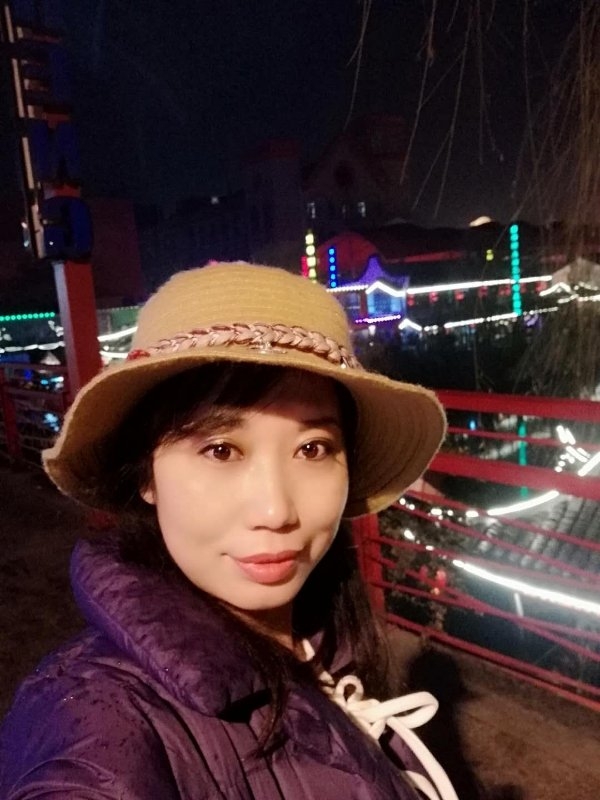 阳光明媚的第一张照片--承德相亲服务中心