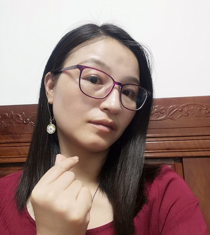 妹叮的第一张照片--承德相亲服务中心