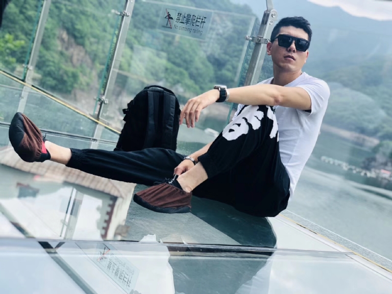 庄周梦蝶的第一张照片--承德相亲服务中心