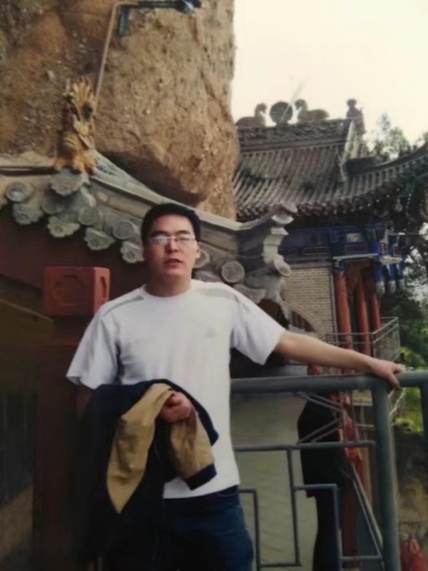 情迷海棠的第一张照片--承德相亲服务中心