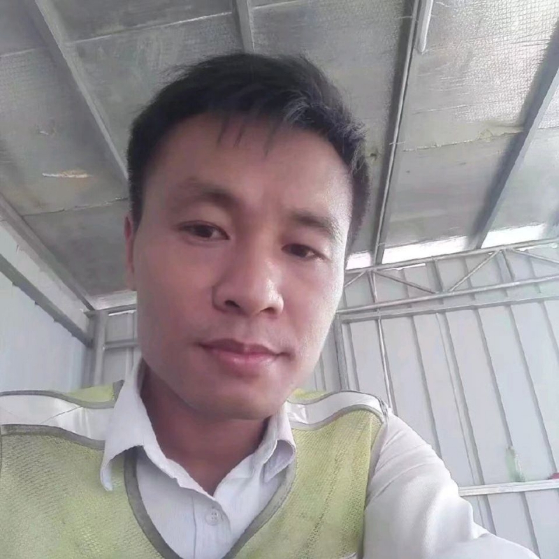 小马哥的第二张照片--承德相亲服务中心