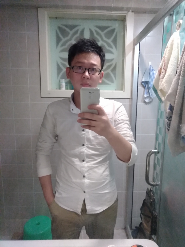 花谢魂伤的第二张照片--承德相亲服务中心