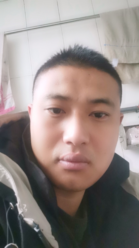 烟花再美不过瞬间的第一张照片--承德相亲服务中心