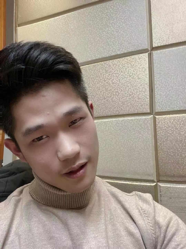 南墙的第一张照片--承德相亲服务中心