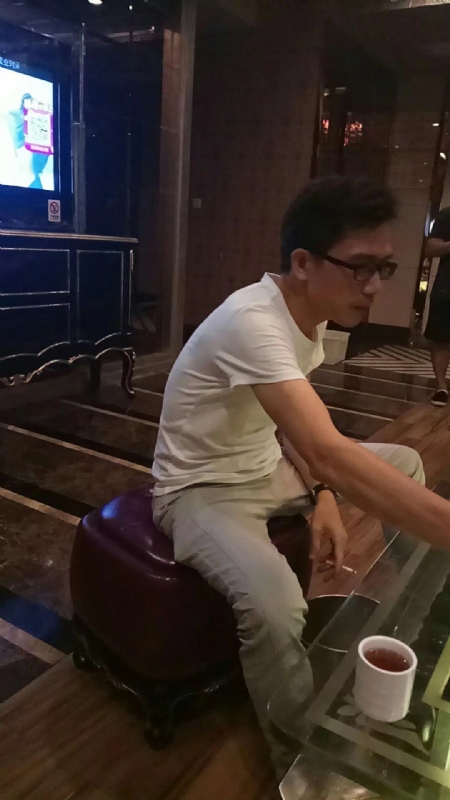 期待缘分的第一张照片--承德相亲服务中心