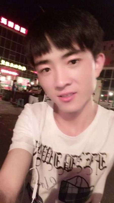 小先生的第一张照片--承德相亲服务中心