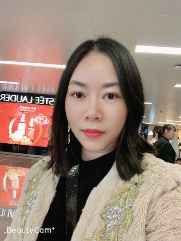 HuangXiao的第一张照片--承德相亲服务中心