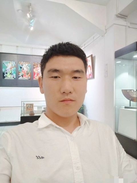 自律人生的第一张照片--承德相亲服务中心