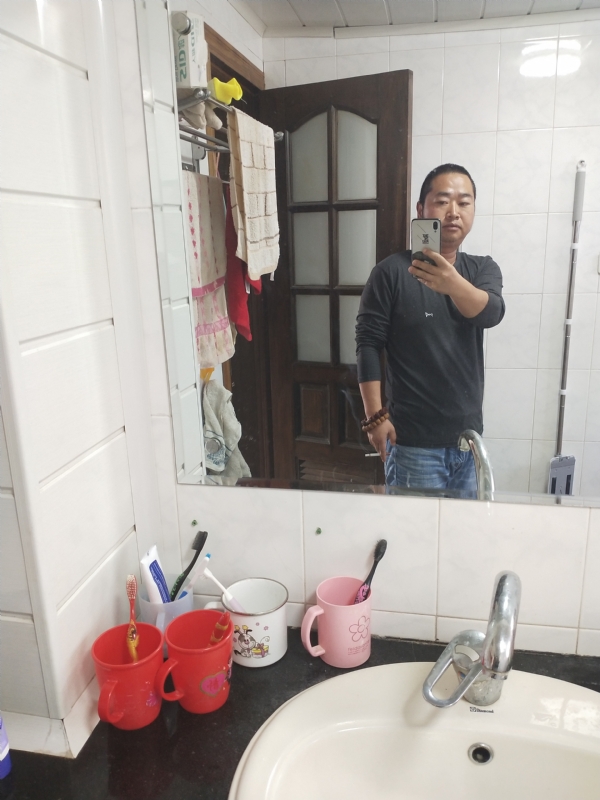 半世人间的第二张照片--承德相亲服务中心