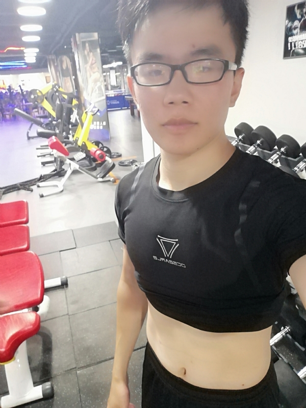 石榴裙下的第一张照片--承德相亲服务中心