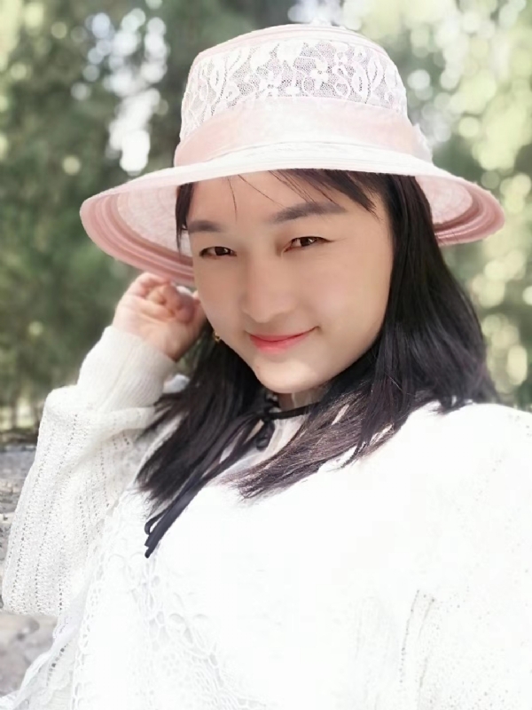 凤凰的第一张照片--承德相亲服务中心