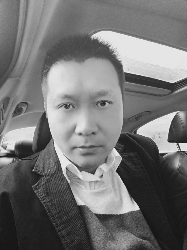 静水寒的第一张照片--承德相亲服务中心