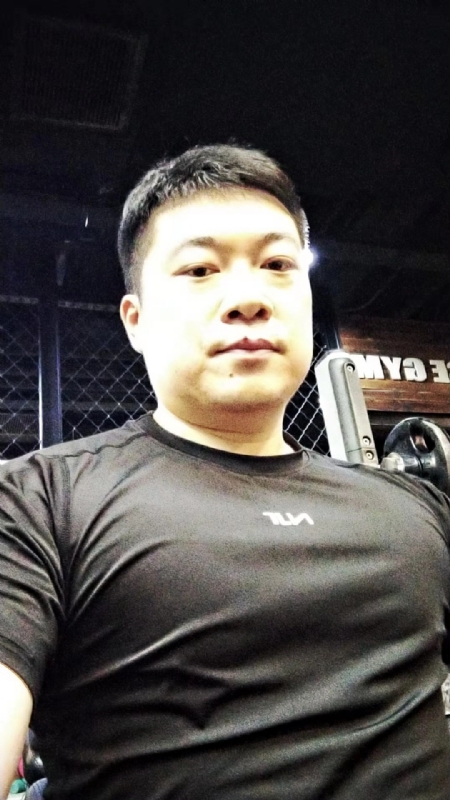 好想遇见你的第二张照片--承德相亲服务中心