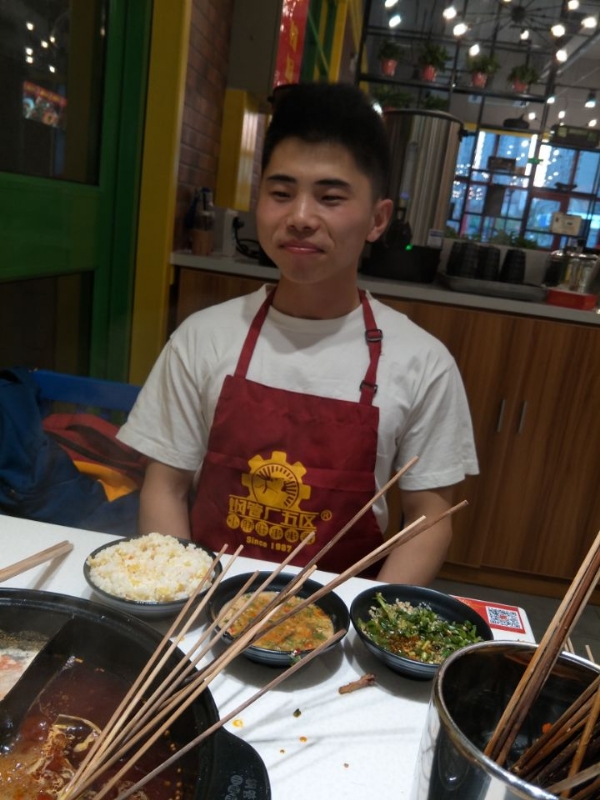 明晨的第一张照片--承德相亲服务中心