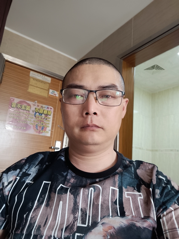 心梦无痕的第一张照片--承德相亲服务中心