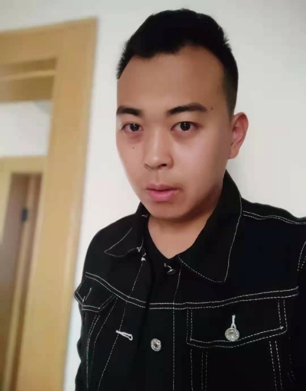 天边一丝风的第一张照片--承德相亲服务中心