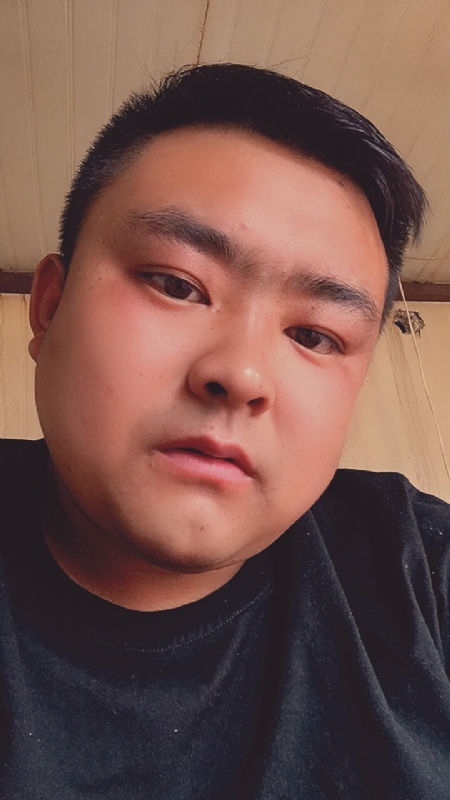 爱我所爱的第一张照片--承德相亲服务中心