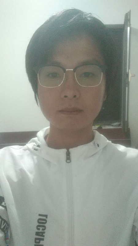 轻吻的第一张照片--承德相亲服务中心