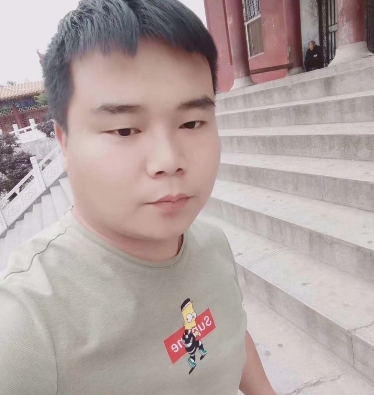 无邪的第一张照片--承德相亲服务中心