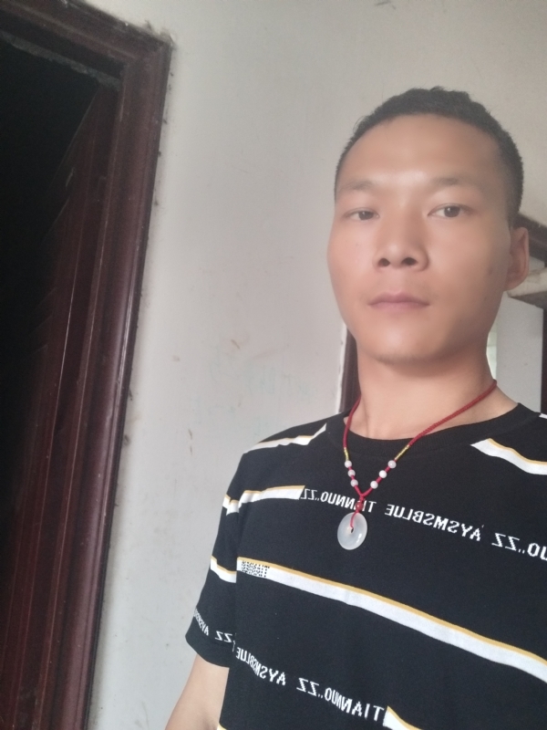 爱，请深爱的第一张照片--承德相亲服务中心